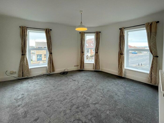 2 Bedroom Flat To Rent In Soundwell Road, Soundwell, Bristol, BS16