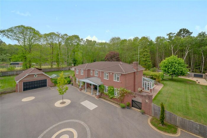 5 Bedroom Detached House For Sale In Gasden Copse, Witley, Godalming, Surrey, GU8