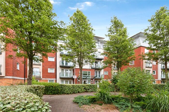 2 Bedroom Flat For Sale In Winterthur Way, Basingstoke, Hampshire, RG21