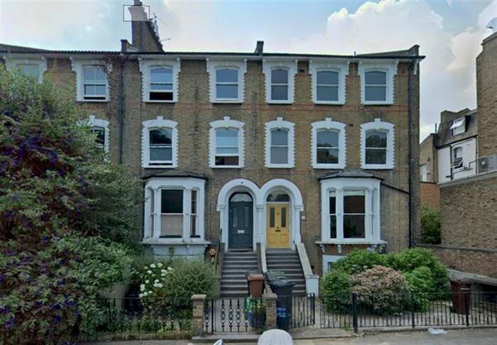 4 Bedroom Maisonette To Rent In Amhurst Road, London N16