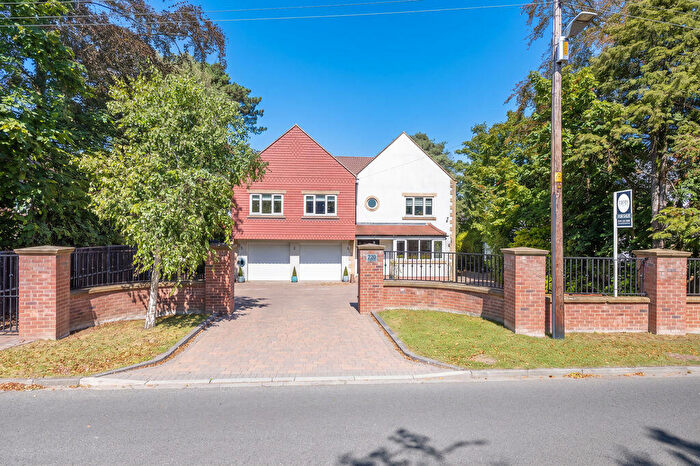 6 Bedroom Detached House For Sale In Darras Road, Darras Hall, Ponteland, Newcastle Upon Tyne, NE20