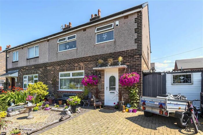 3 Bedroom Semi-Detached House To Rent In Lake Side, Leigh, WN7