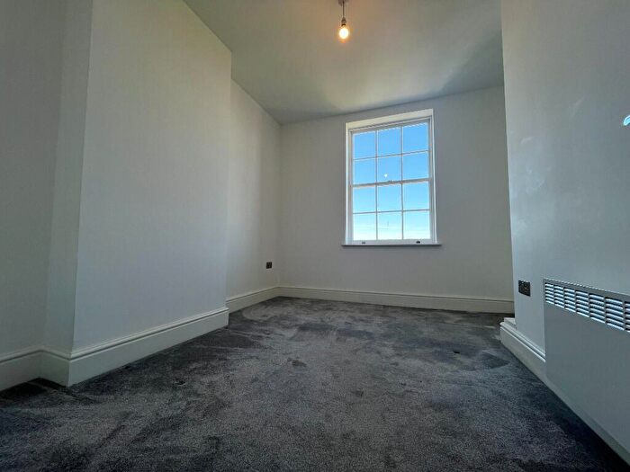 2 Bedroom Apartment To Rent In Hamilton Square, Birkenhead, Wirral, Merseyside, CH41