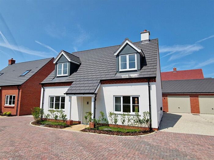3 Bedroom Detached House For Sale In Plot . Hayle Field, High Street, Thurleigh, MK44