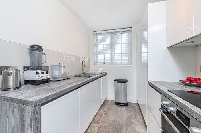 2 Bedroom Flat For Sale In Constable House, Adelaide Road, NW3