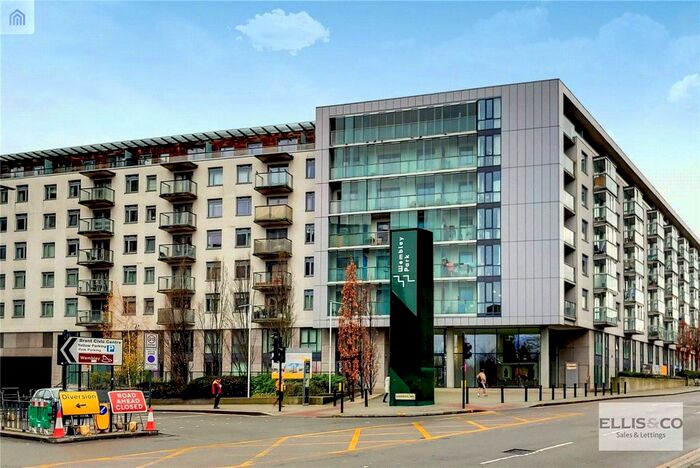 2 Bedroom Flat To Rent In Empire Way, Wembley, HA9