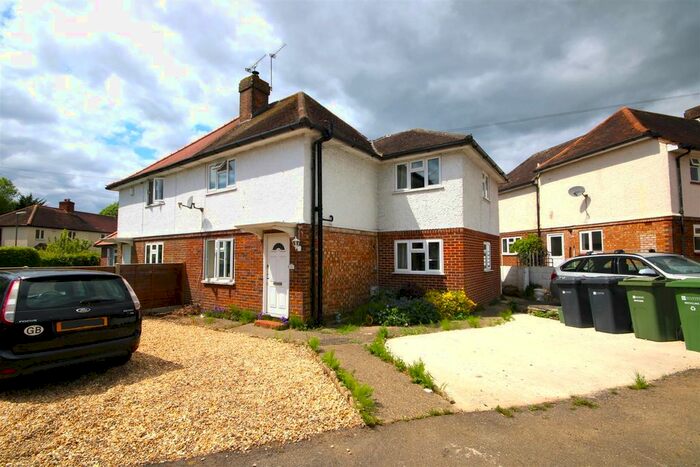 5 Bedroom Property To Rent In Northway, Guildford, GU2