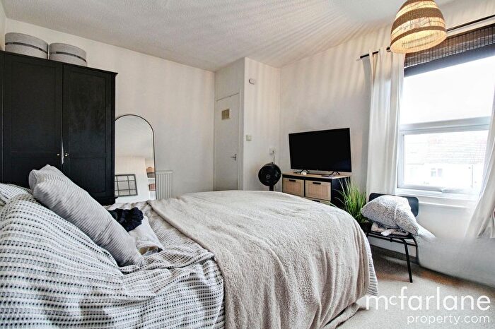 2 Bedroom Terraced House To Rent In Whitehead Street, Swindon, SN1