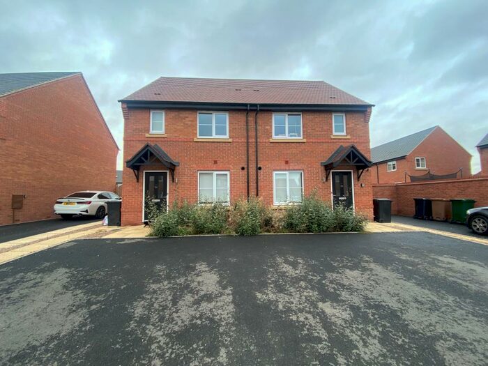 3 Bedroom House To Rent In Arundel Way, Derby, DE23