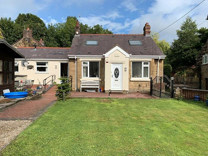 4 Bedroom Detached Bungalow For Sale In Graig Wen Road, Brynteg, LL11