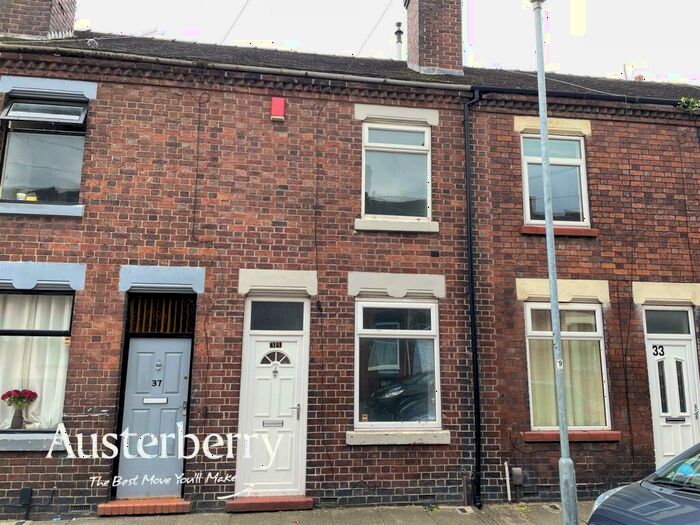 2 Bedroom Terraced House To Rent In Packett Street, Fenton, Stoke-On-Trent, ST4