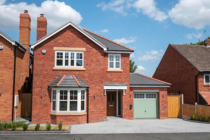4 Bedroom Detached House For Sale In Pargeter Street, Stourbridge, DY8