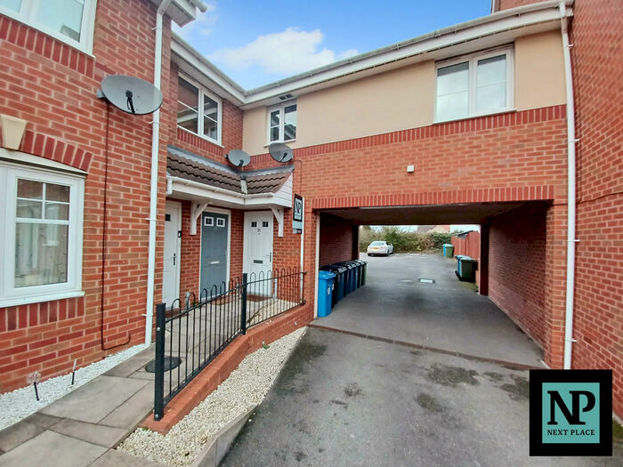 1 Bedroom Apartment To Rent In Lychgate Close, Glascote, B77