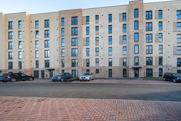 2 Bedroom Flat To Rent In Kilpatrick Grove, Edinburgh, EH6