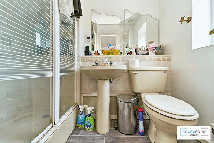 5 Bedroom Detached House For Sale In Keble Grove, Walsall, WS1
