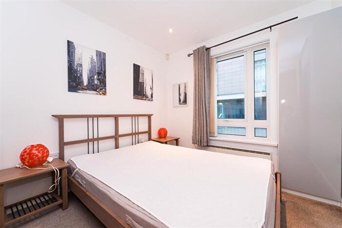 2 Bedroom Apartment To Rent In The Citadel, Northern Quarter, M4