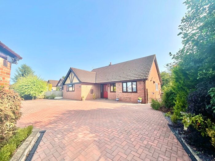 3 Bedroom Detached Bungalow For Sale In Fairview Avenue, Weston, CW2