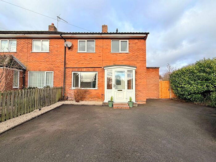 2 Bedroom End Terrace House For Sale In Rye Croft, Hollywood, B47