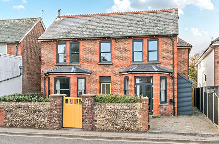 3 Bedroom Detached House For Sale In Felpham Road, Felpham, PO22