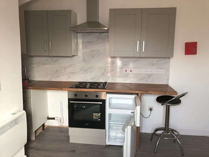 Studio To Rent In Erleigh Road, Reading, RG1