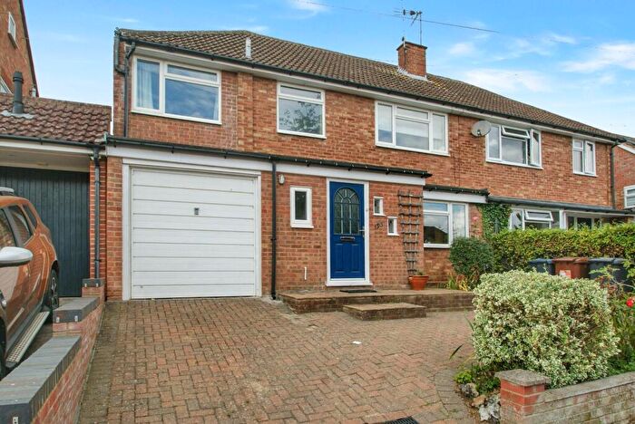 4 Bedroom Semi-Detached House To Rent In Cannons Close, Bishop's Stortford, CM23