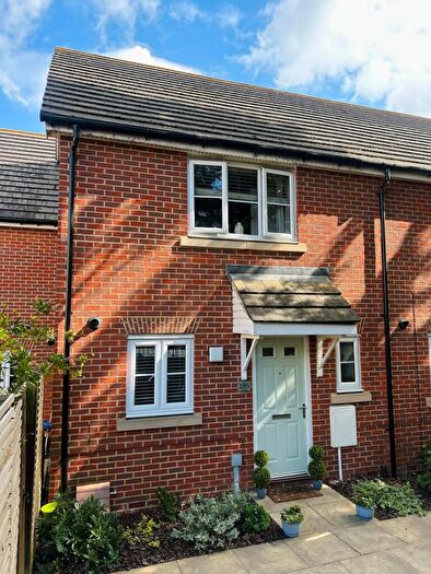 3 Bedroom End Of Terrace House For Sale In Mill Road, Deal, CT14