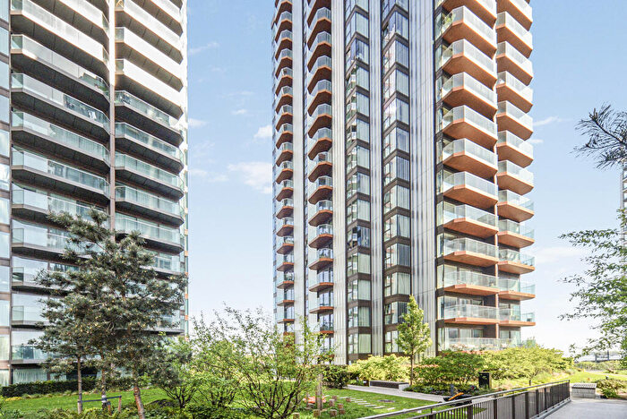 1 Bedroom Apartment For Sale In Brigadier Walk, Woolwich, SE18