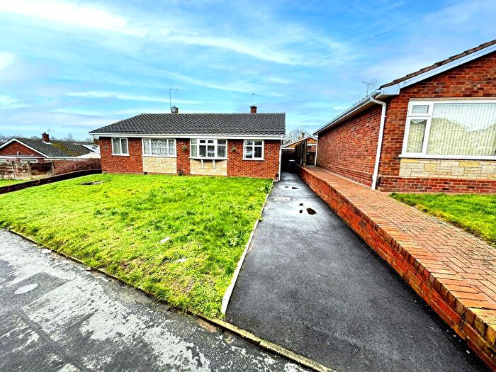 2 Bedroom Bungalow For Sale In Stroud Avenue, Willenhall, WV12