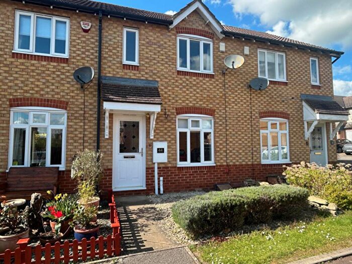 2 Bedroom Terraced House For Sale In Swallow Close, Brackley, NN13