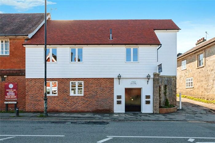 2 Bedroom Flat To Rent In Cranbrook, TN18