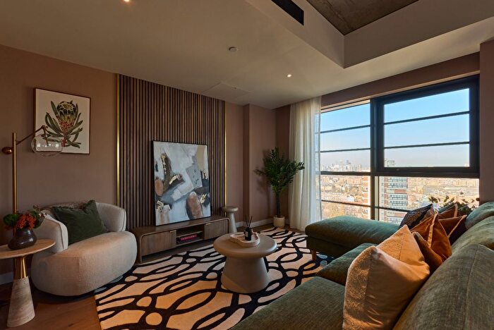 2 Bedroom Flat For Sale In The Founding, Canada Water, SE16