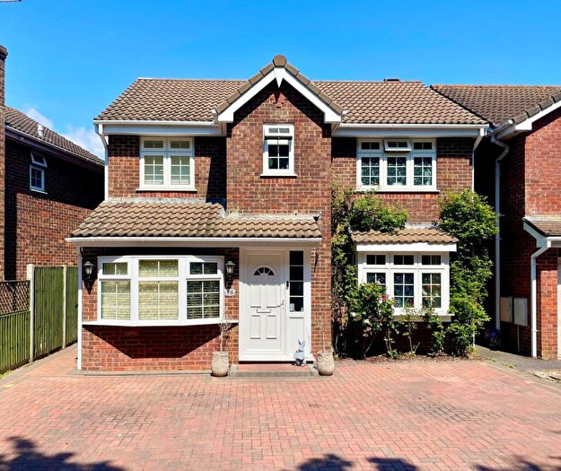 5 Bedroom House For Sale In Swordfish Drive, Mudeford, Christchurch, BH23