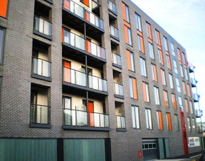 2 Bedroom Apartment To Rent In Springfield Court, Salford, Manchester, M3