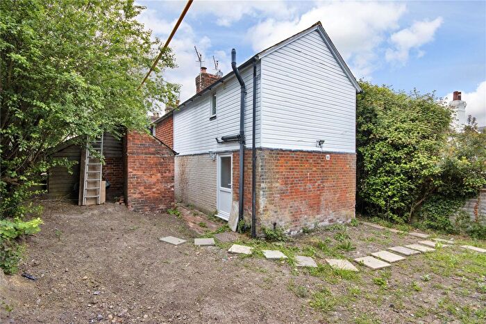 1 Bedroom End Of Terrace House For Sale In Hurst Lane, Weald, Sevenoaks, Kent, TN14