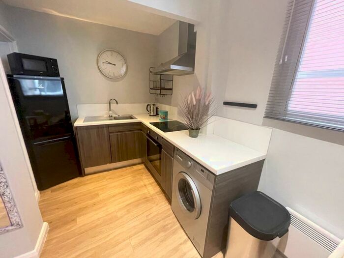 2 Bedroom Apartment To Rent In Winchester House, Nottingham, NG1