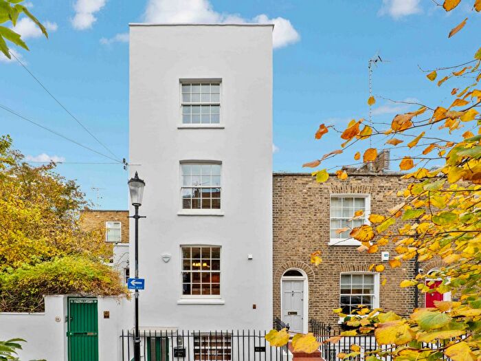 4 Bedroom Terraced House For Sale In Bury Walk, London, SW3