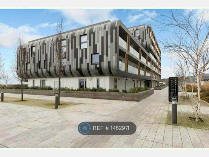 2 Bedroom Flat To Rent In Howe House, London, SE18