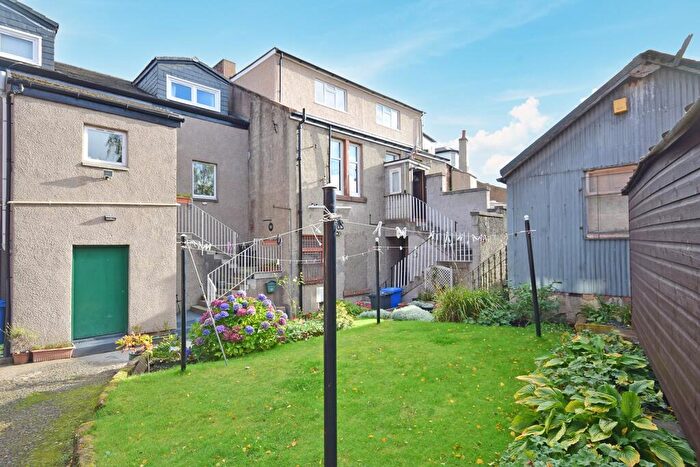 3 Bedroom Apartment For Sale In Main Street, Bothwell, G71