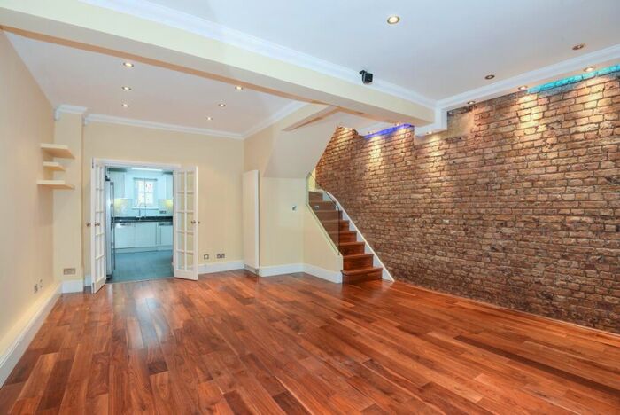 4 Bedroom House To Rent In Violet Hill St John's Wood, NW8