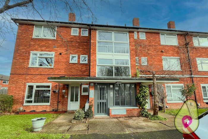 2 Bedroom Flat To Rent In Southend Close, Stevenage, Hertfordshire, SG1