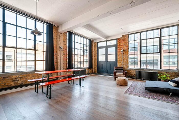 2 Bedroom Flat For Sale In Tudor Road, E9