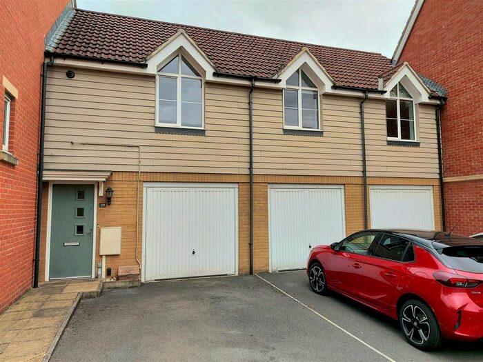 2 Bedroom Detached House To Rent In Stanier Road, Mangotsfield, Bristol, BS16