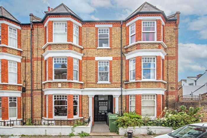 2 Bedroom Flat To Rent In Elmhurst Street, Clapham, SW4