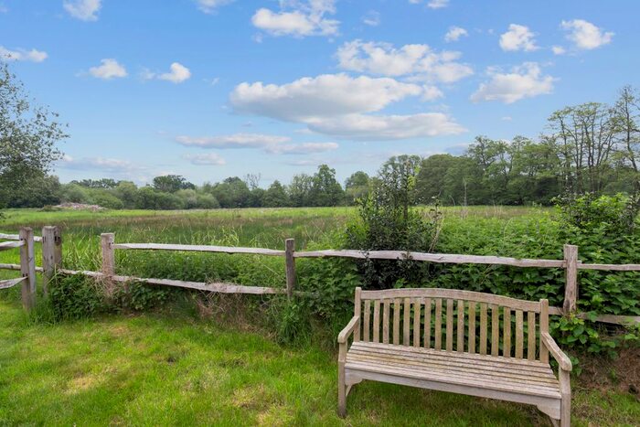 3 Bedroom Semi-Detached House For Sale In Hookley Lane, Elstead, GU8