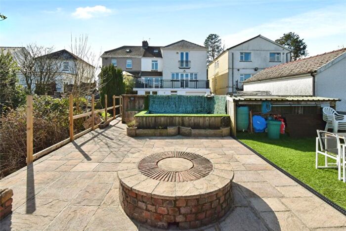 5 Bedroom Semi-Detached House For Sale In Llandeilo Road, Llandybie, Ammanford, Carmarthenshire, SA18