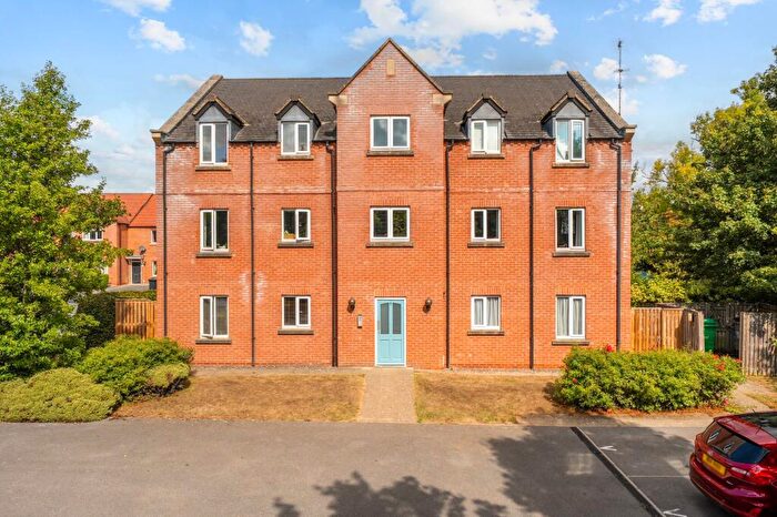 2 Bedroom Flat For Sale In Mint Garth, Knaresborough, HG5