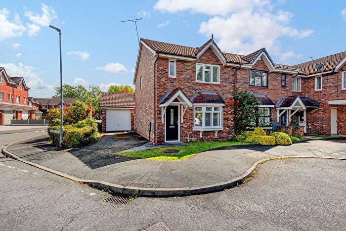3 Bedroom End Of Terrace House For Sale In Ashwood Close, Widnes, WA8