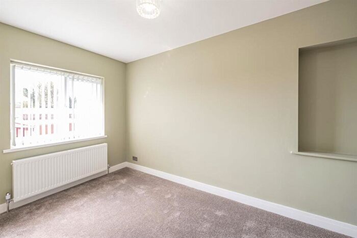 1 Bedroom Flat To Rent In High Street, Wordsley, Stourbridge, DY8