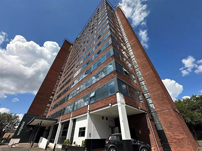 1 Bedroom Flat For Sale In Chester Road, Old Trafford, M16