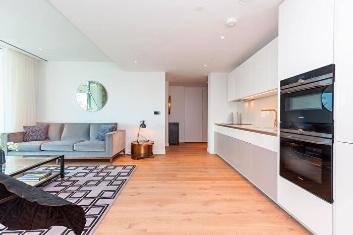 2 Bedroom Apartment To Rent In Murray Street, Camden, London, NW1